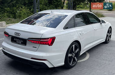 Седан Audi A6 2021 в 