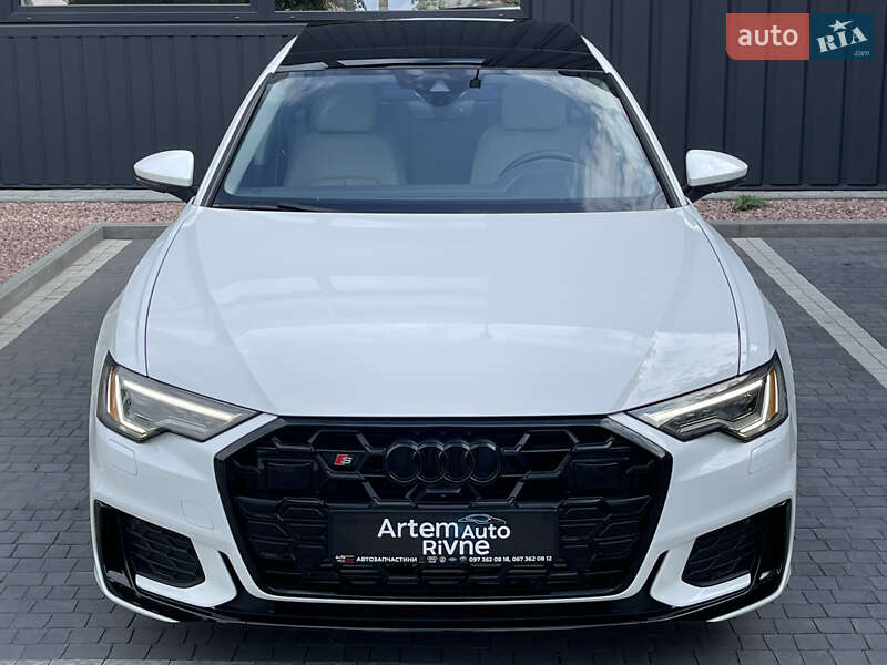 Седан Audi A6 2021 в 