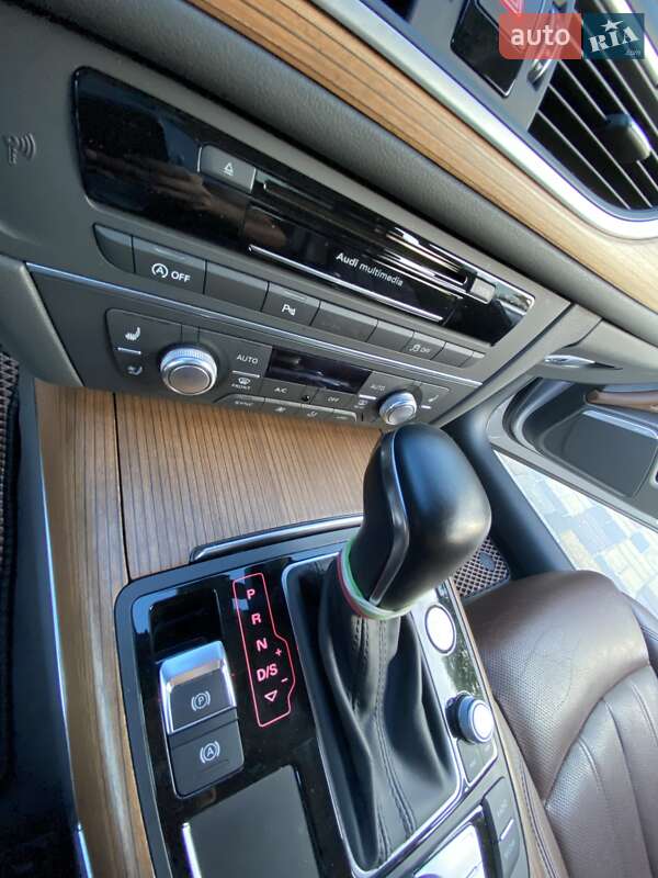 Седан Audi A6 2015 в Львове