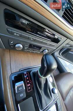 Седан Audi A6 2015 в 