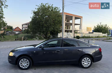 Седан Audi A6 2004 в 