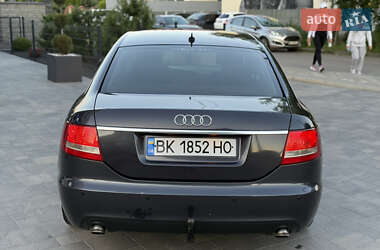 Седан Audi A6 2004 в 