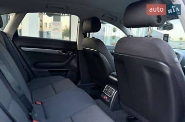 Седан Audi A6 2004 в 