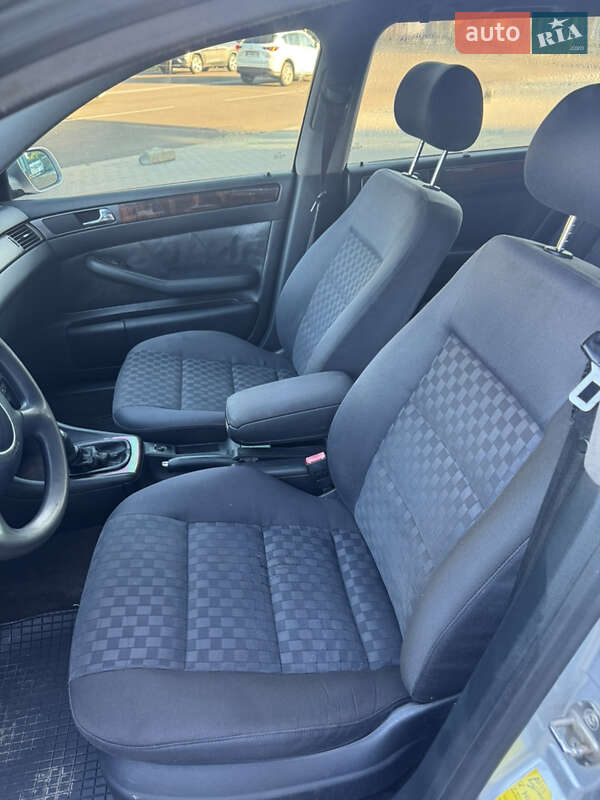 Универсал Audi A6 2000 в Ровно