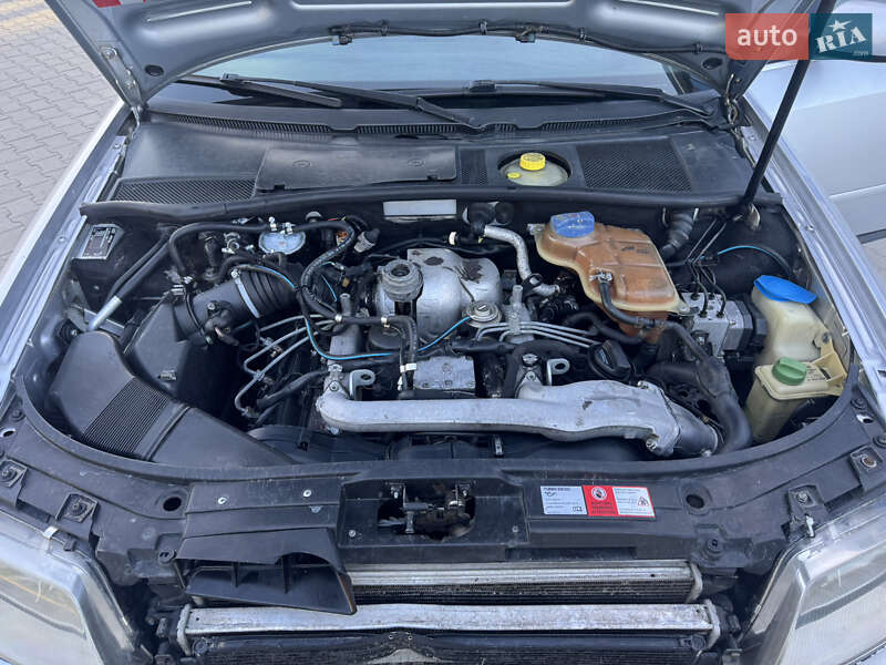 Универсал Audi A6 2000 в Ровно