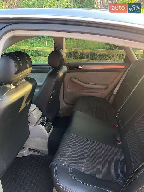 Седан Audi A6 2001 в Семеновке