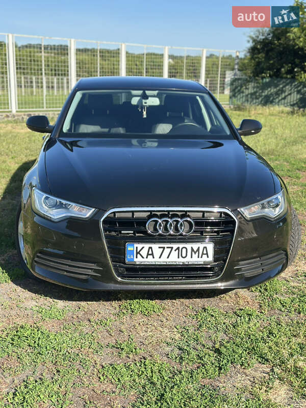 Седан Audi A6 2013 в Шляховой