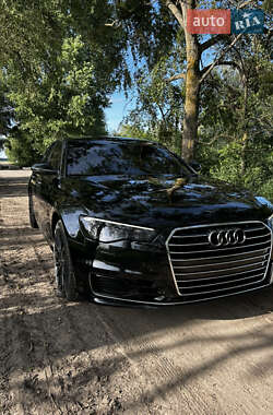 Седан Audi A6 2015 в 