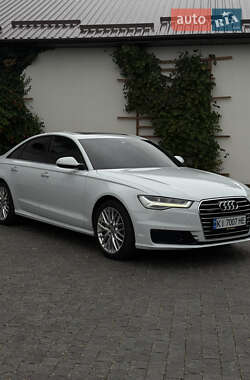 Седан Audi A6 2015 в 