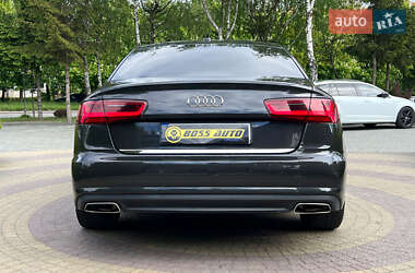 Седан Audi A6 2015 в 