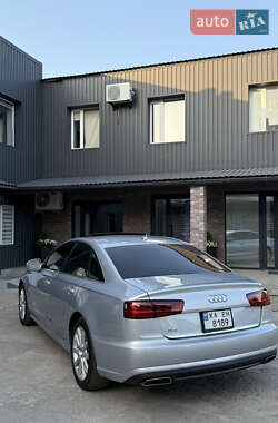 Седан Audi A6 2015 в 