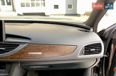 Седан Audi A6 2013 в 