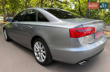 Седан Audi A6 2014 в 