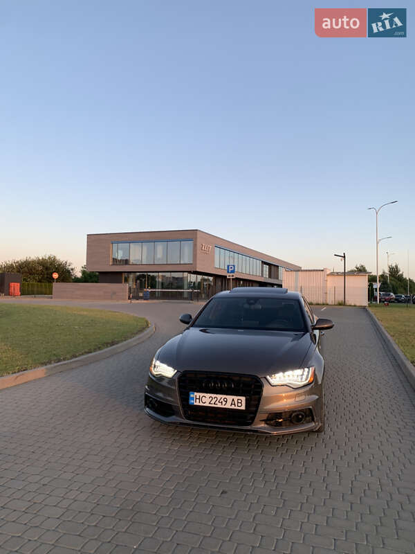 Седан Audi A6 2012 в 