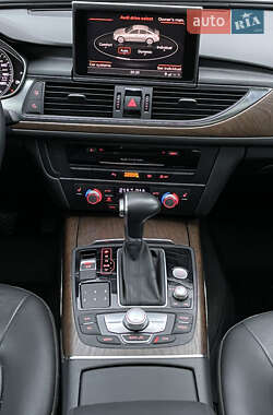 Седан Audi A6 2015 в 