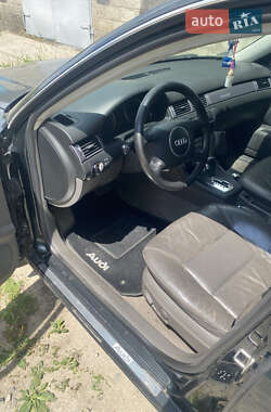 Седан Audi A6 2003 в 