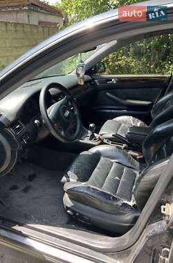 Седан Audi A6 1999 в 