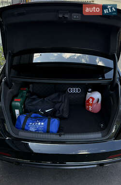 Седан Audi A6 2019 в 