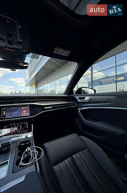 Седан Audi A6 2019 в 