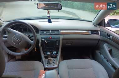 Седан Audi A6 2001 в 
