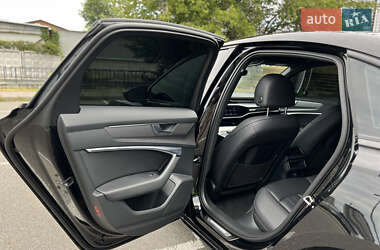Седан Audi A6 2022 в 