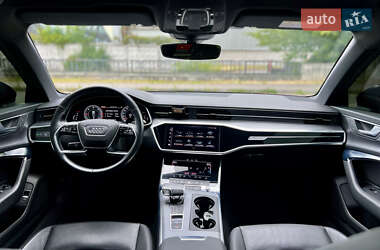 Седан Audi A6 2022 в 