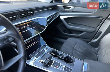Седан Audi A6 2018 в 