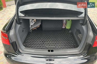 Седан Audi A6 2013 в 