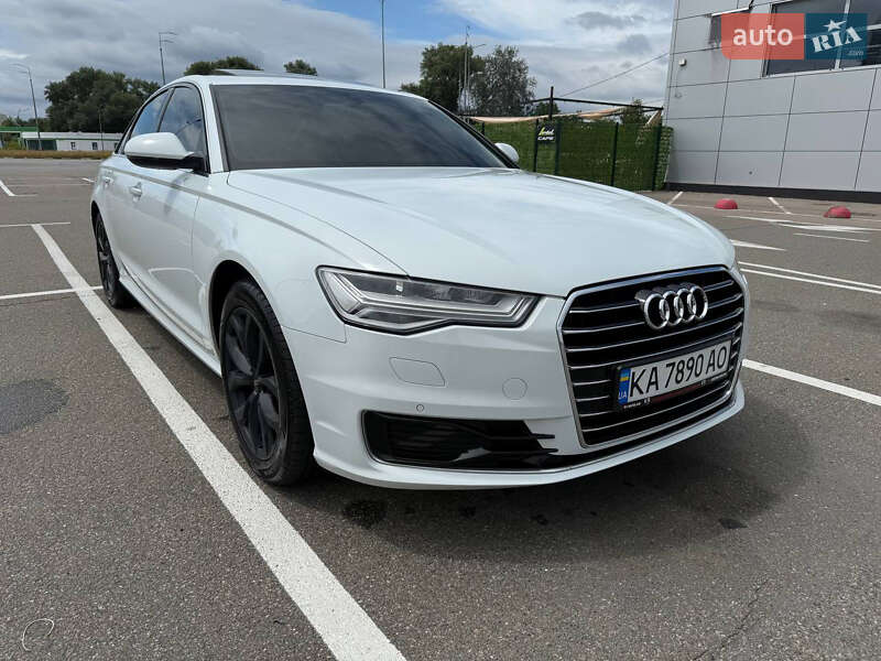 Седан Audi A6 2015 в Киеве