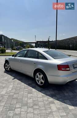 Седан Audi A6 2004 в 