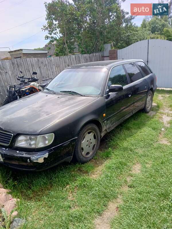 Универсал Audi A6 1996 в Киеве