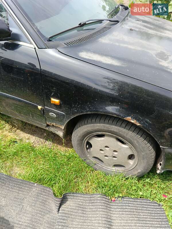 Универсал Audi A6 1996 в Киеве