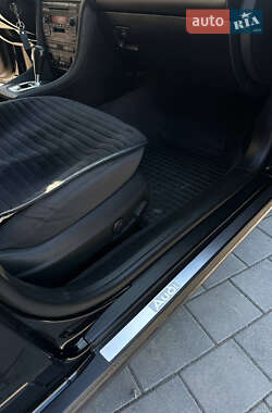 Универсал Audi A6 2003 в 