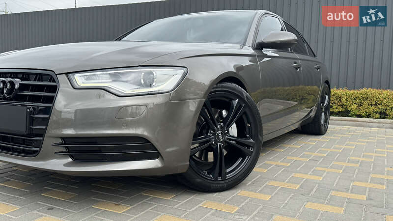 Седан Audi A6 2012 в Виннице