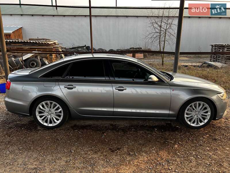 Седан Audi A6 2013 в Луцке