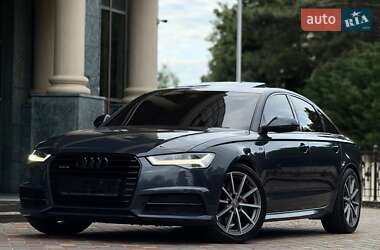 Седан Audi A6 2015 в 