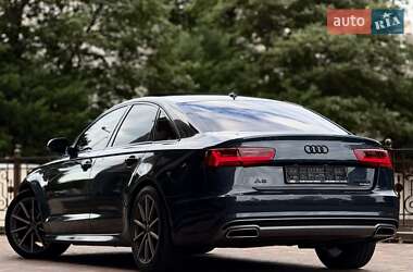 Седан Audi A6 2015 в 