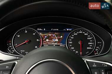 Седан Audi A6 2015 в 