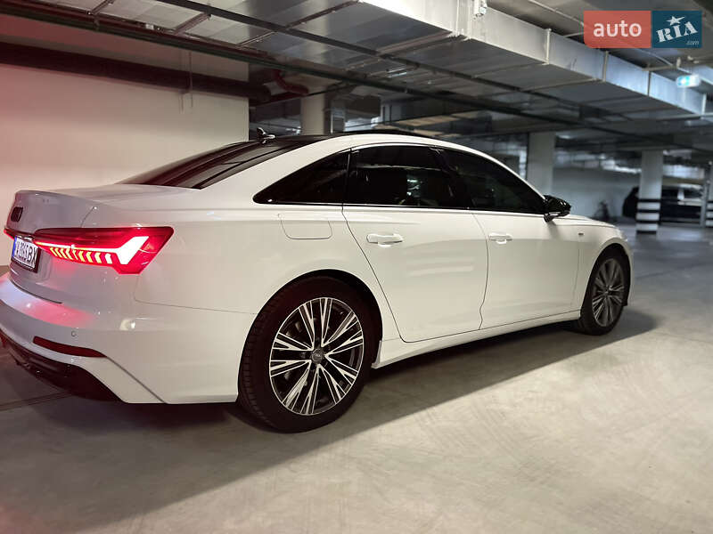 Седан Audi A6 2019 в Киеве