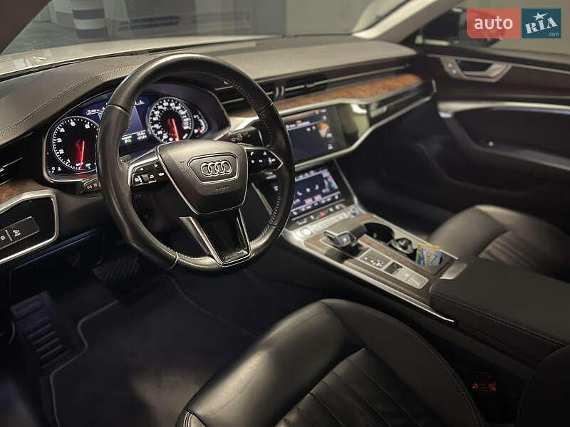 Седан Audi A6 2019 в Киеве