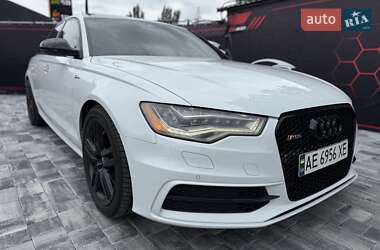 Седан Audi A6 2014 в 