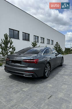 Седан Audi A6 2018 в 