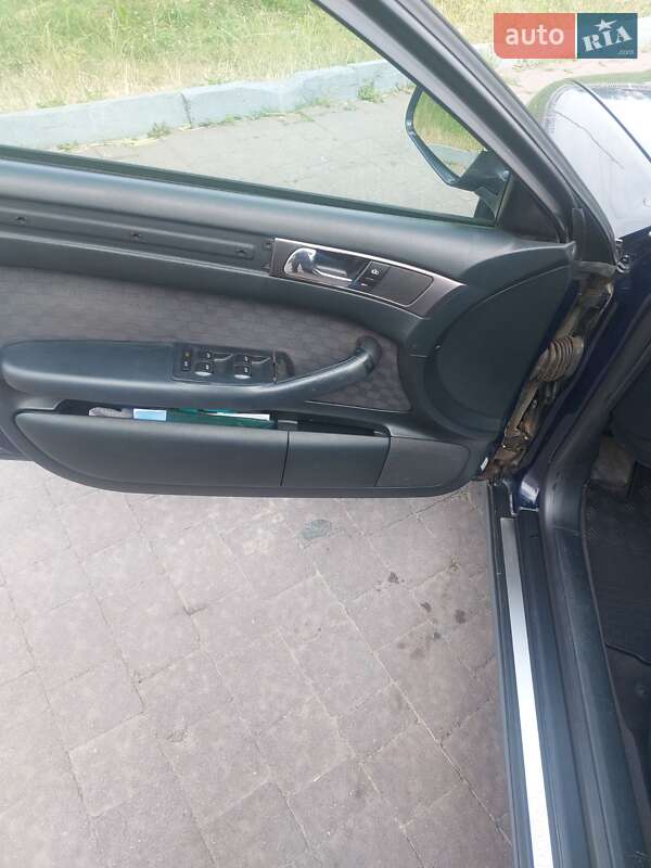 Седан Audi A6 2000 в Калуші