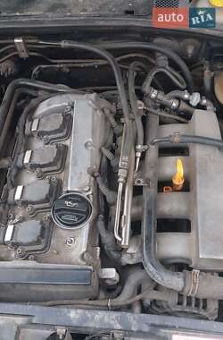 Седан Audi A6 2000 в 