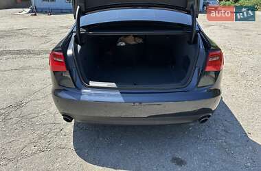 Седан Audi A6 2012 в 