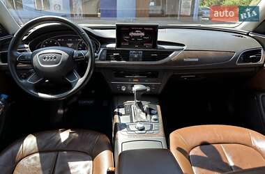 Седан Audi A6 2012 в 