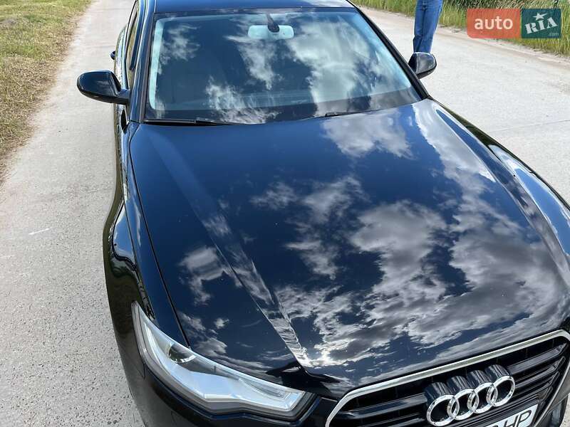 Универсал Audi A6 2014 в Коростене
