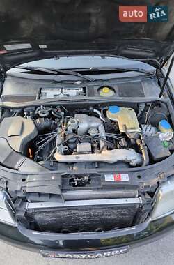 Универсал Audi A6 2000 в 