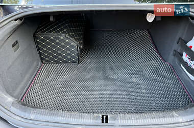 Седан Audi A6 2005 в 