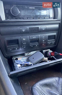Седан Audi A6 1999 в 